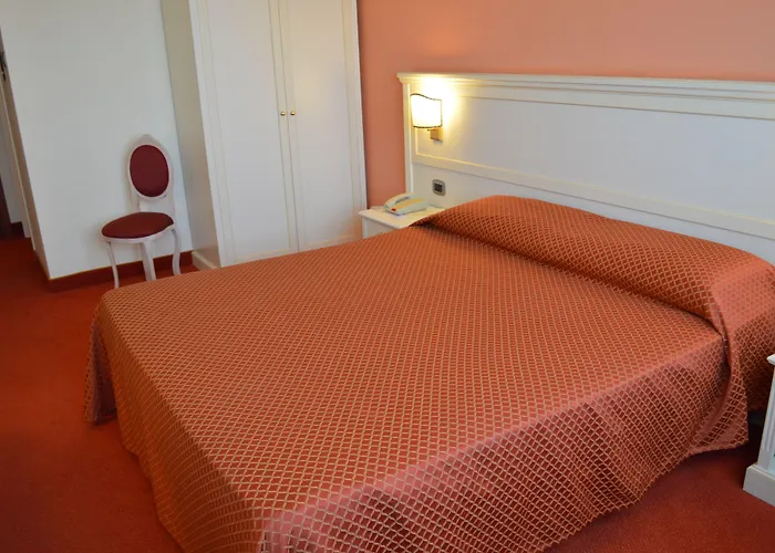Semiramide Palace Hotel 4*