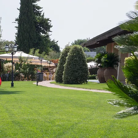 Semiramide Palace 4* Castellana Grotte