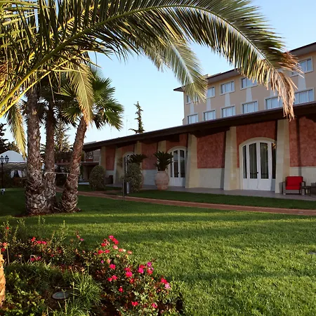 Semiramide Palace 4* Castellana Grotte