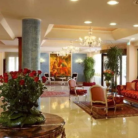 Semiramide Palace カステッラーナ・グロッテ