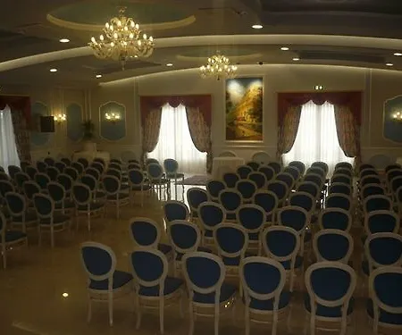 ホテル Semiramide Palace 4*