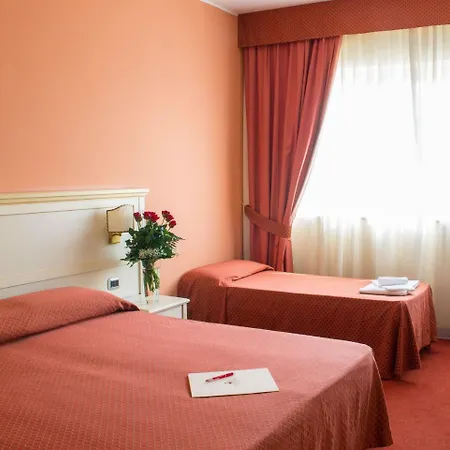 Semiramide Palace Hotel 4*