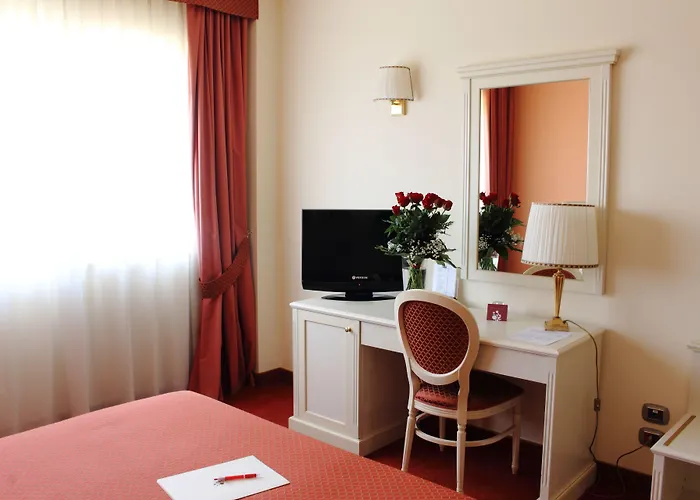 Semiramide Palace 4* Castellana Grotte