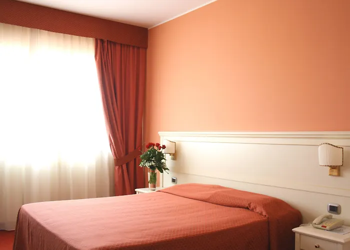 Semiramide Palace 4*