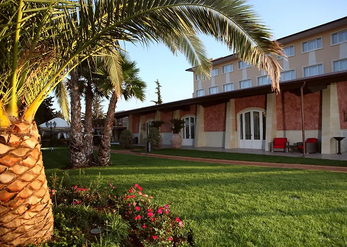 Semiramide Palace 4* Castellana Grotte