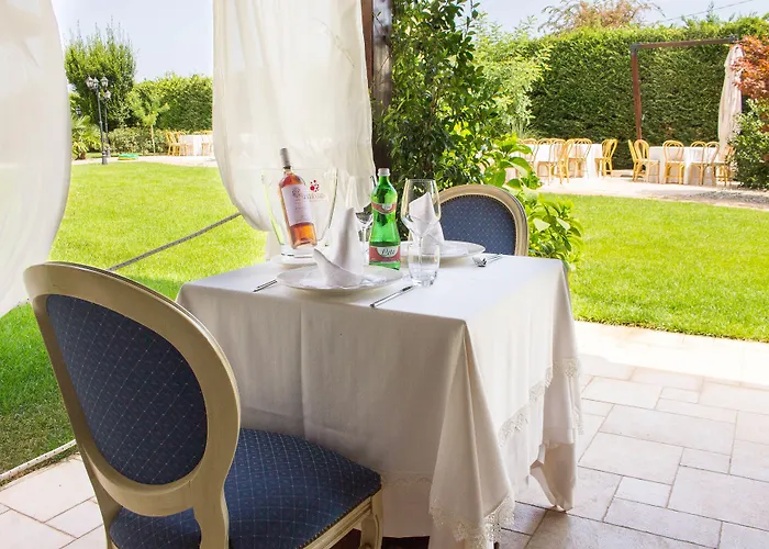 Semiramide Palace 4* Castellana Grotte