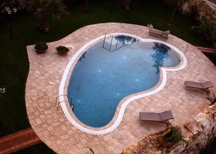 Szálloda Semiramide Palace 4*