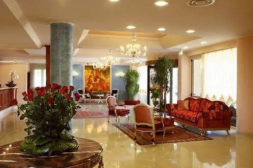 Semiramide Palace 4* Castellana Grotte