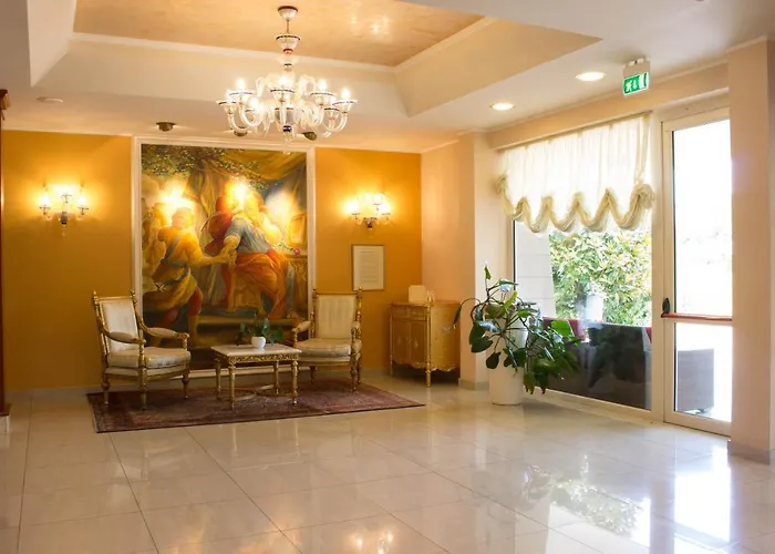Semiramide Palace 4* Castellana Grotte